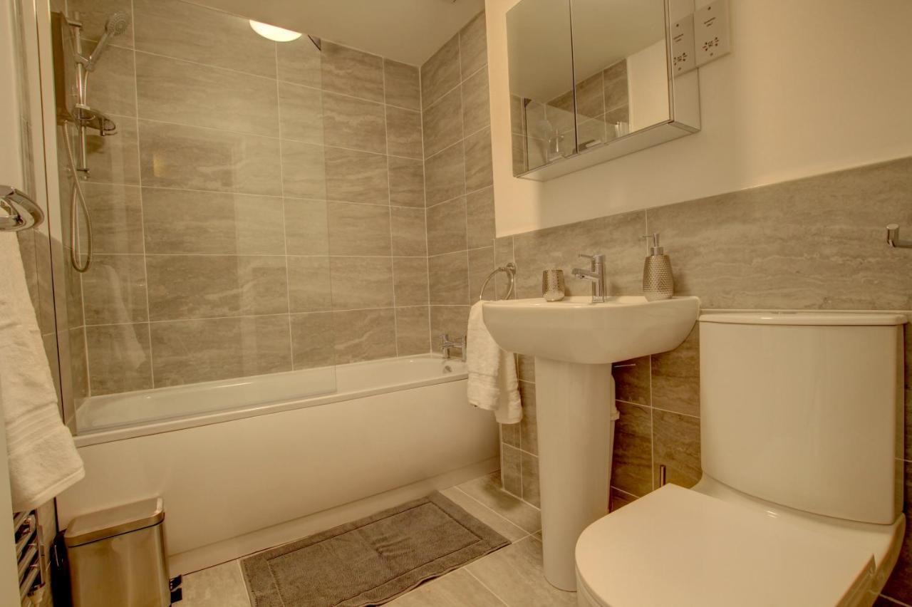 Bright & Stylish Apartment Dundee Extérieur photo