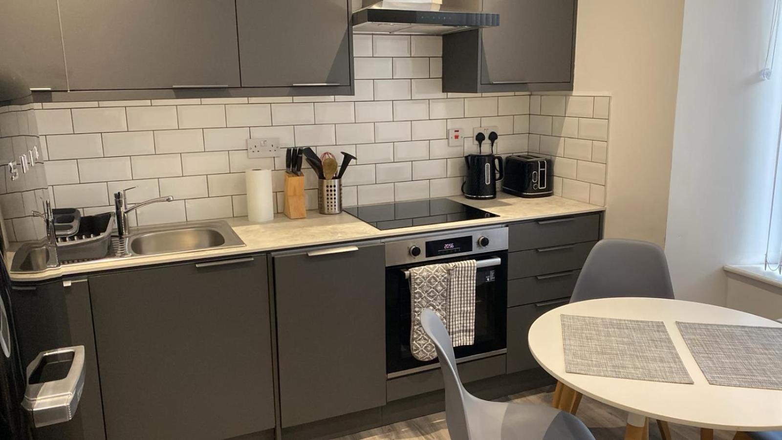 Bright & Stylish Apartment Dundee Extérieur photo